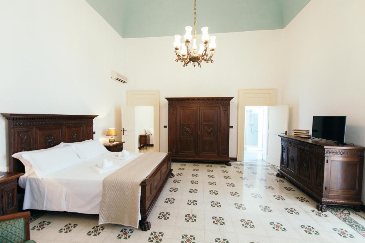 Palazzo Scarciglia Hotel Minervino di Lecce Buitenkant foto