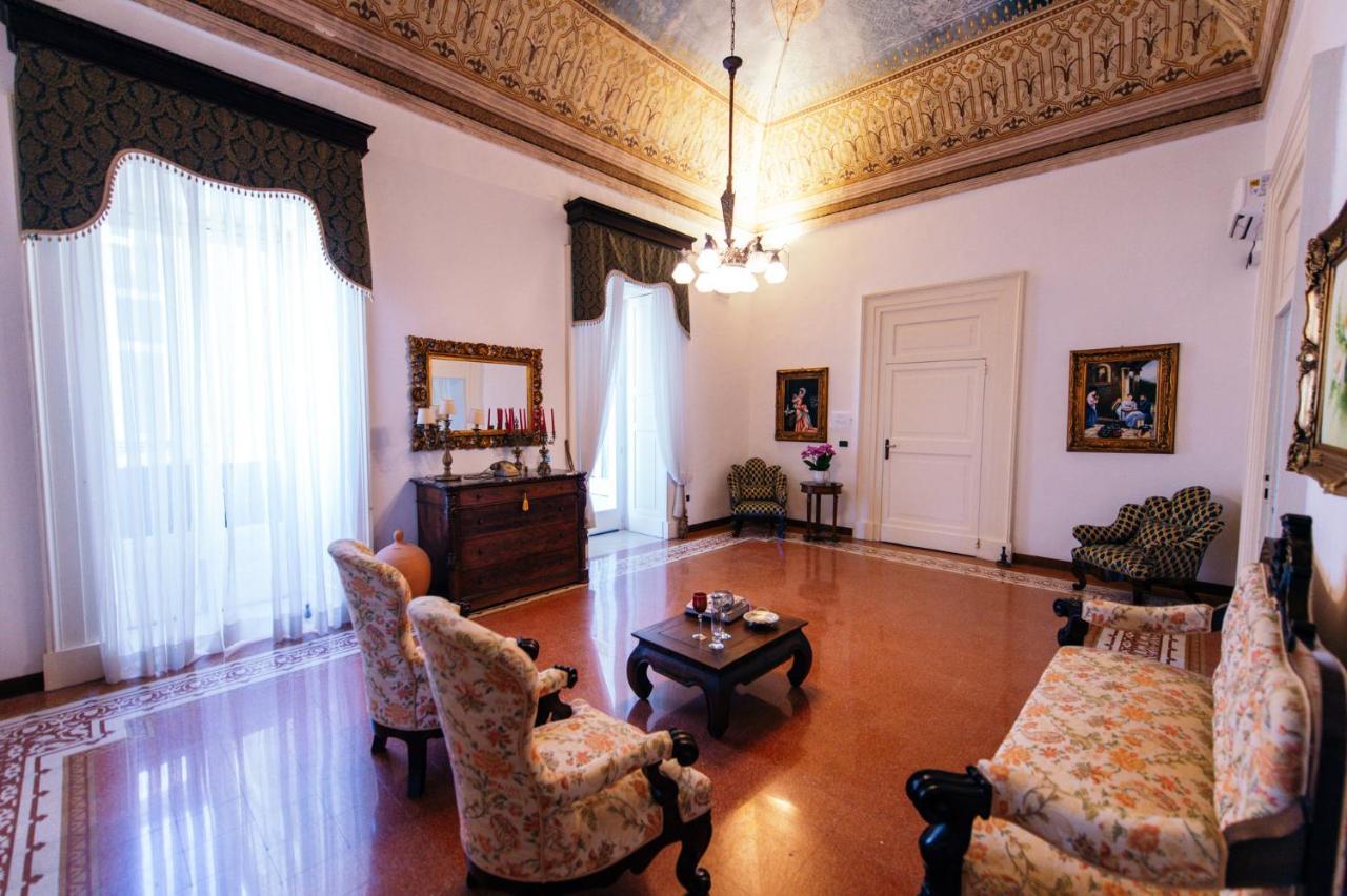 Palazzo Scarciglia Hotel Minervino di Lecce Buitenkant foto
