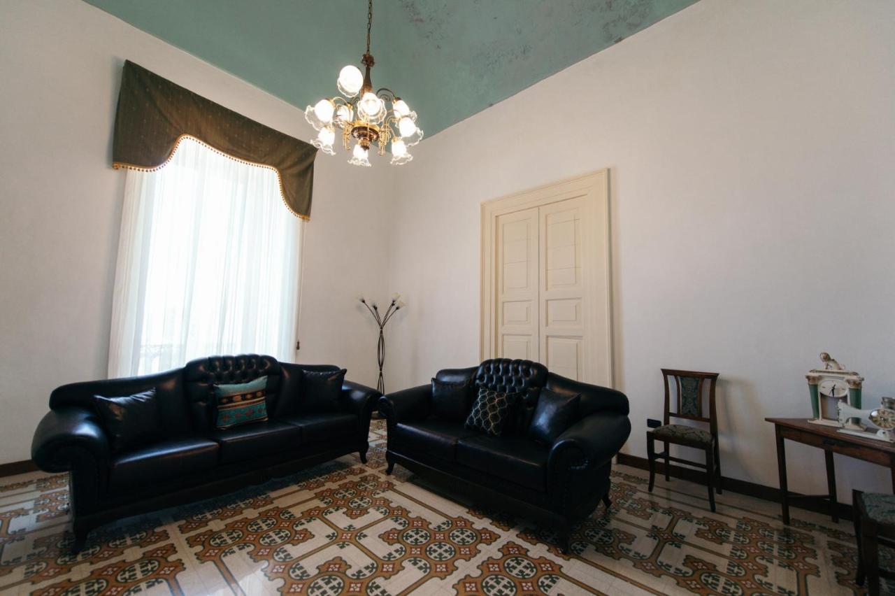 Palazzo Scarciglia Hotel Minervino di Lecce Buitenkant foto