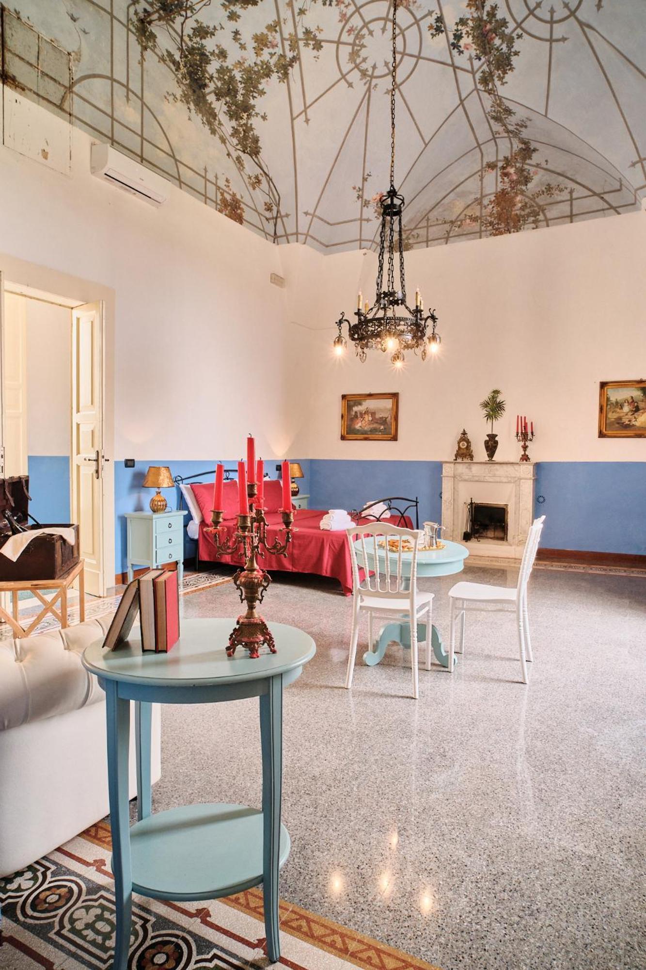 Palazzo Scarciglia Hotel Minervino di Lecce Buitenkant foto