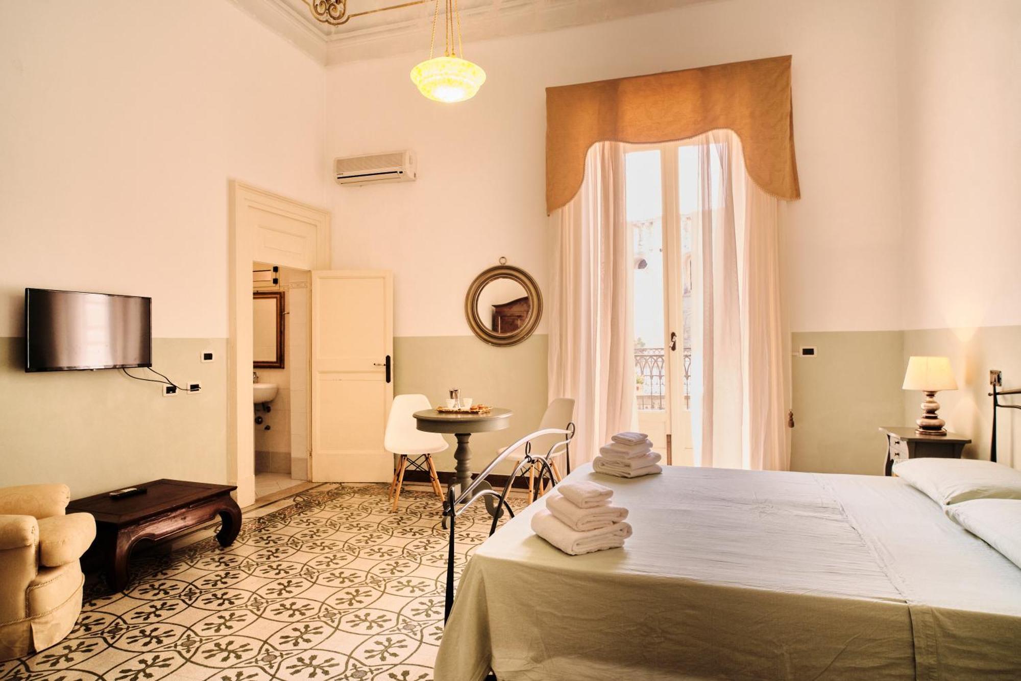 Palazzo Scarciglia Hotel Minervino di Lecce Buitenkant foto
