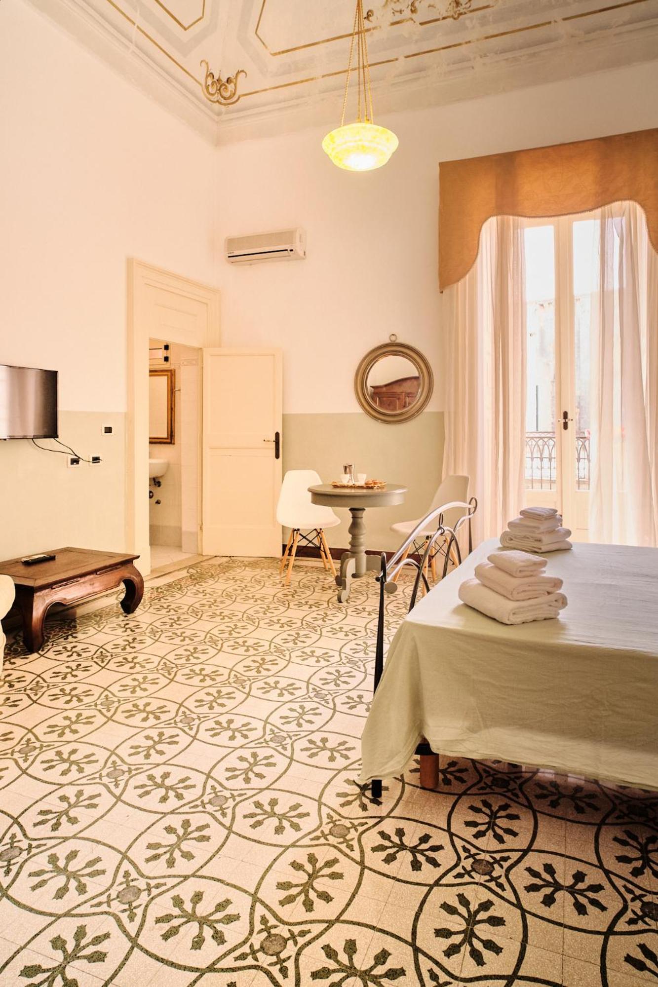 Palazzo Scarciglia Hotel Minervino di Lecce Buitenkant foto