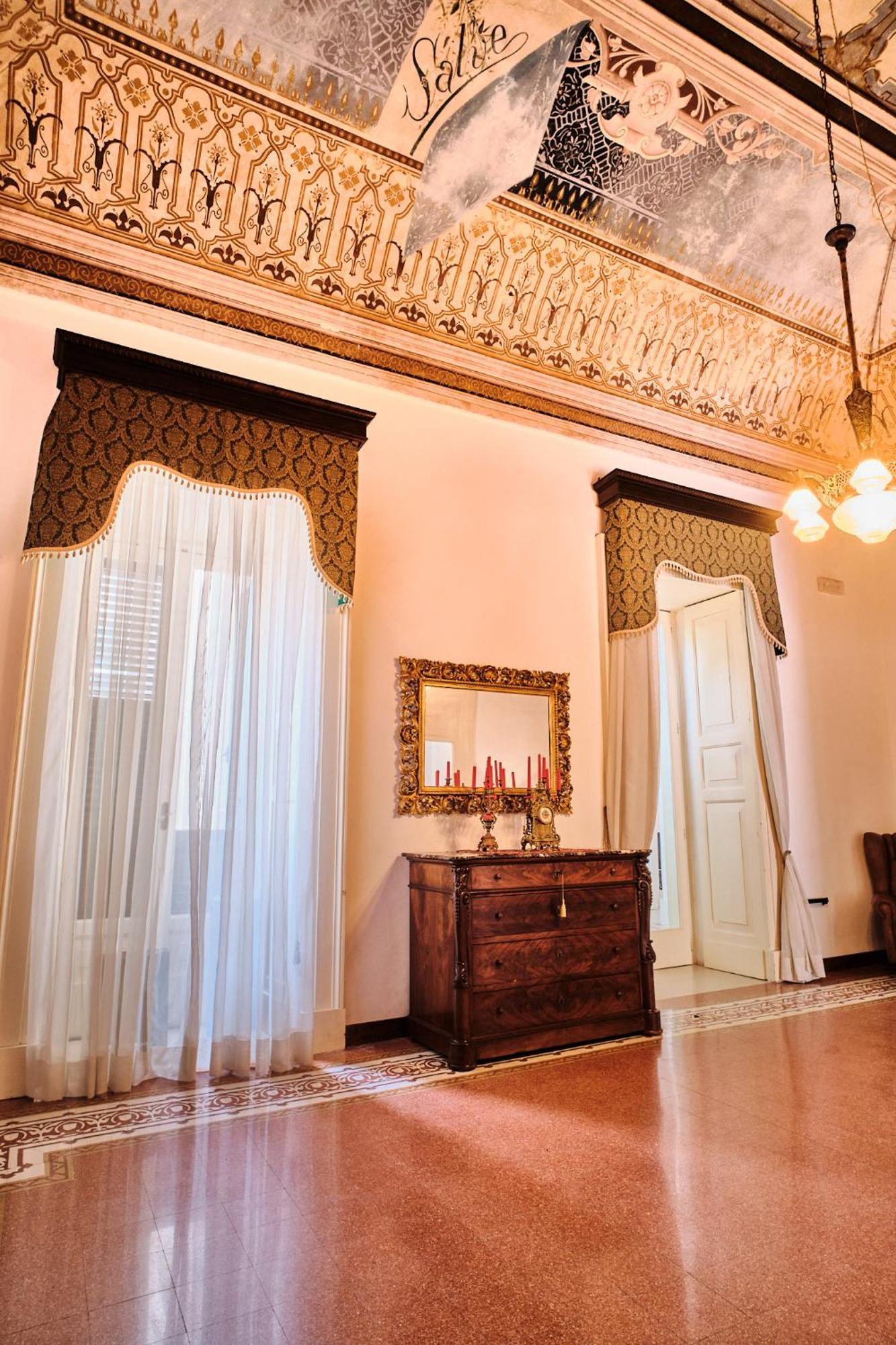 Palazzo Scarciglia Hotel Minervino di Lecce Buitenkant foto